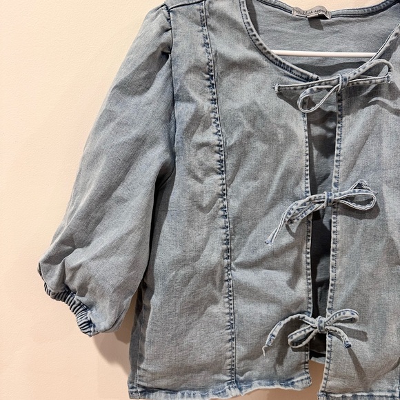 Wishlist Light Blue Denim Top - Picture 2 of 9